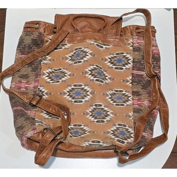 Vintage Wall Flower Womens Brown Faux Leather & Aztec Canvas Backpack W Buckles - Picture 4 of 11
